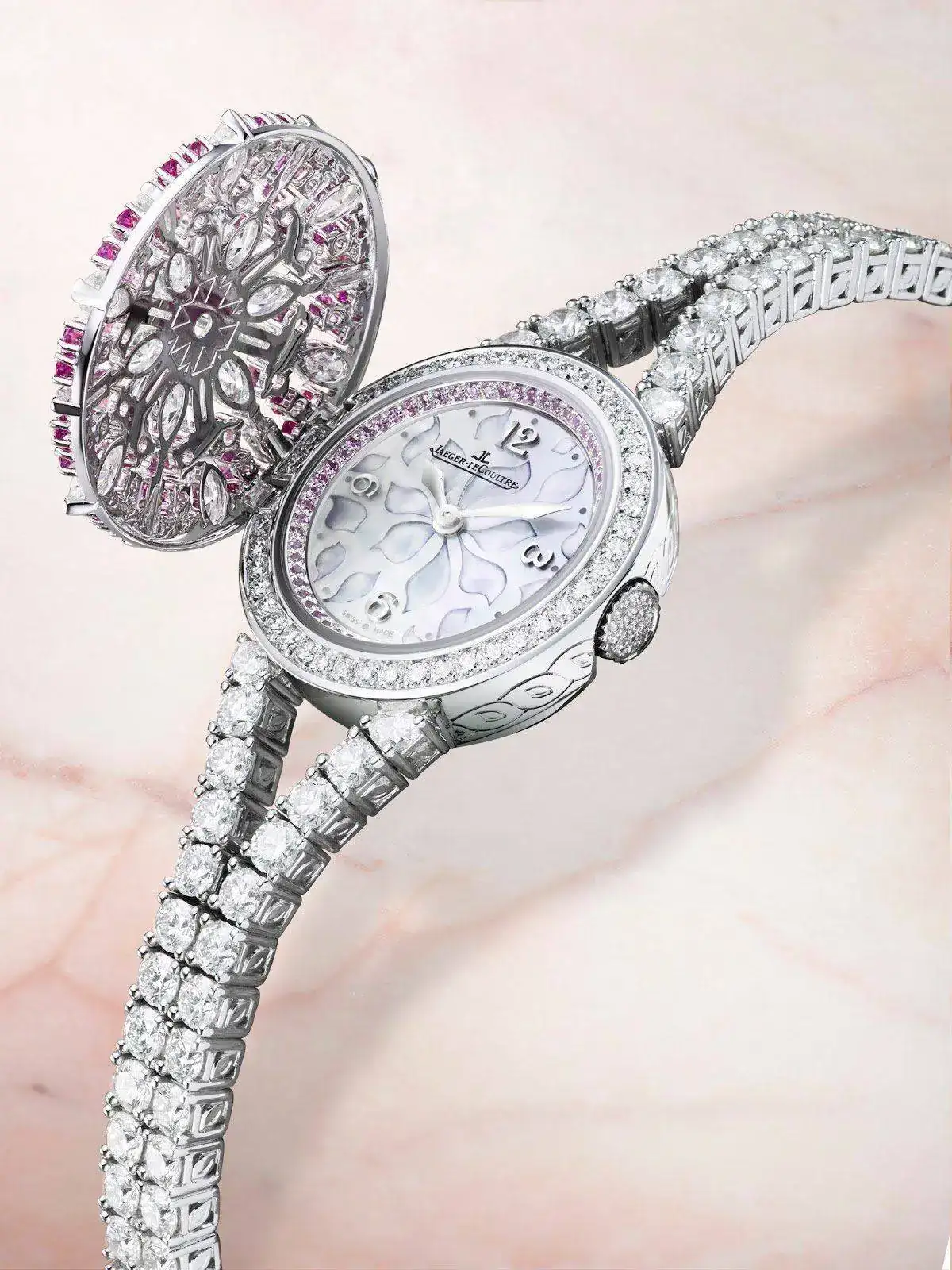 jaeger-lecoultre_rendez-vous_ivy_bg.webp