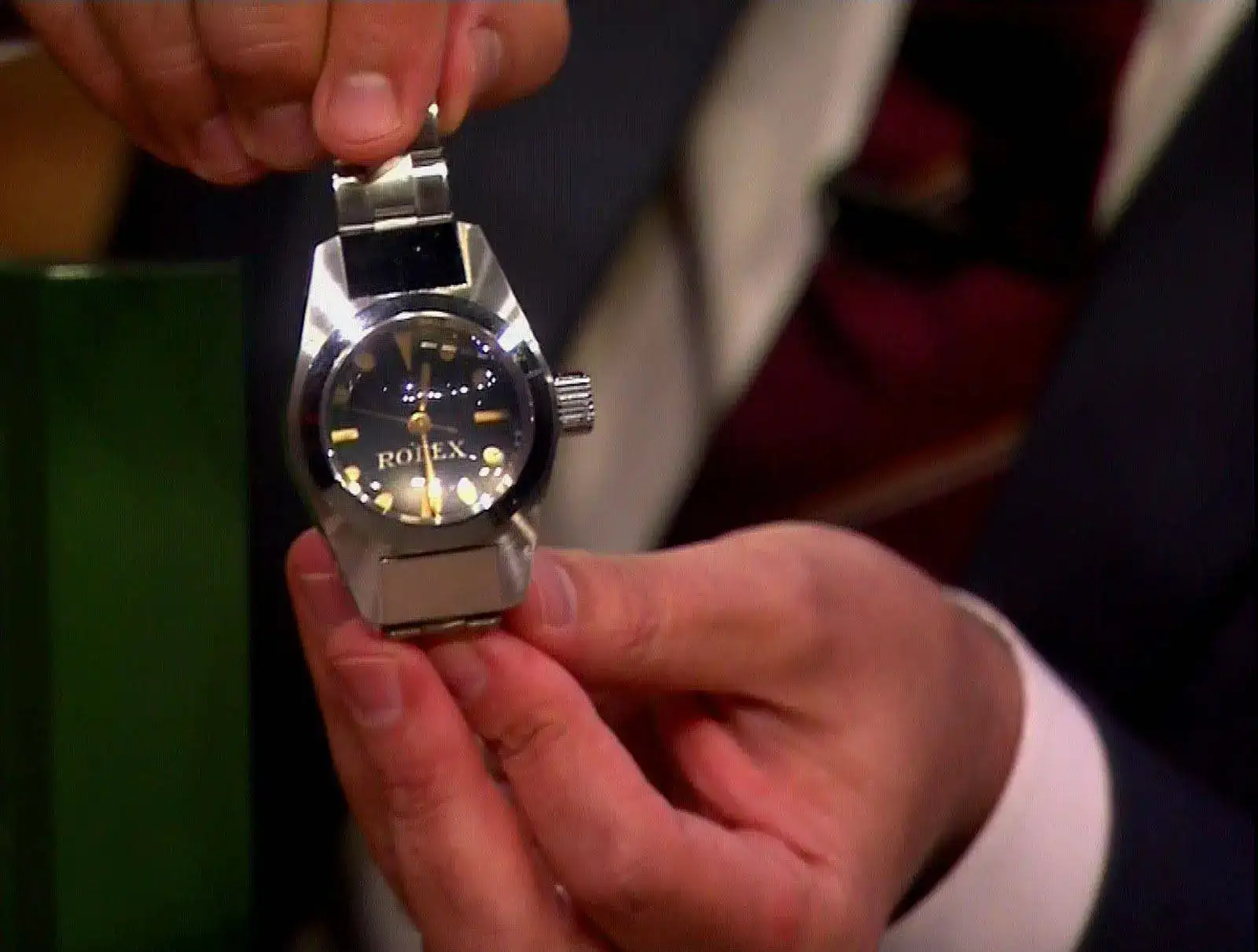 James-Cameron-on-Jimmy-Fallon-Rolex-DEEPSEA-6.webp