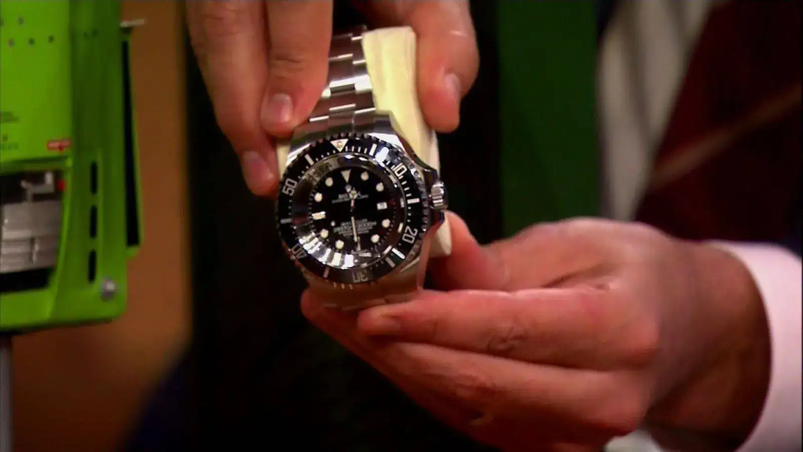 James-Cameron-on-Jimmy-Fallon-Rolex-DEEPSEA-8.webp