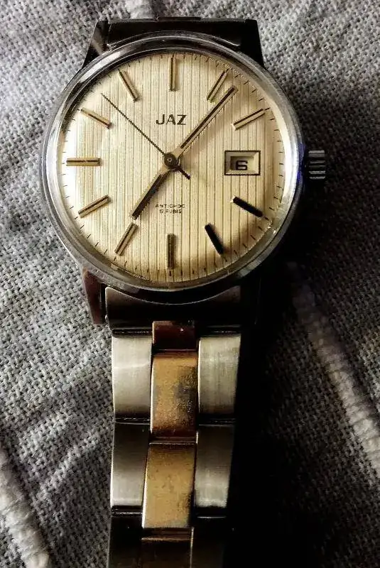 JAZ ELRELOJ.webp