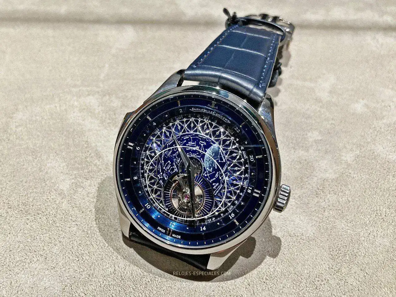 JLC-Hybris-3.JPG