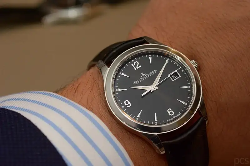 JLC-Master-Control-Date_1944.webp