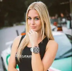 jual-jam-tangan-sevenfriday10.webp