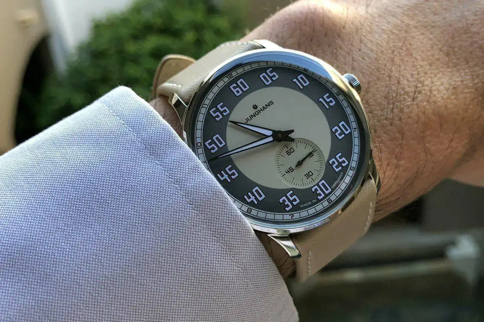 Junghans-Meister-Driver-Handaufzug-4.jpg