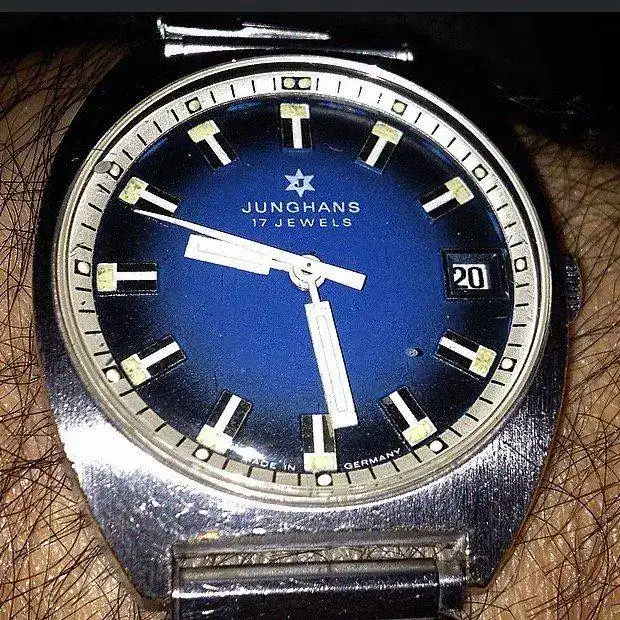 JUNGHANS.webp