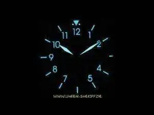 junkers_fliergeruhr_6152-2_nachtansicht.webp