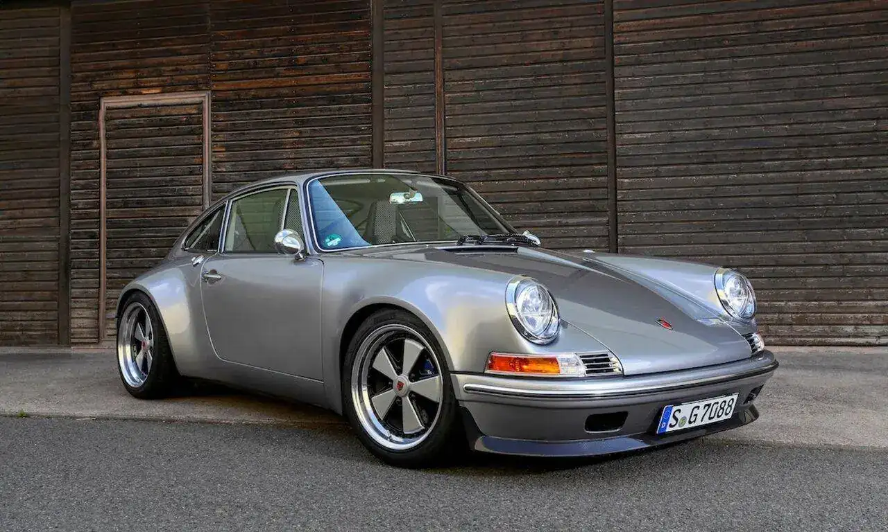 Kaege-Retro-Porsche-front.webp