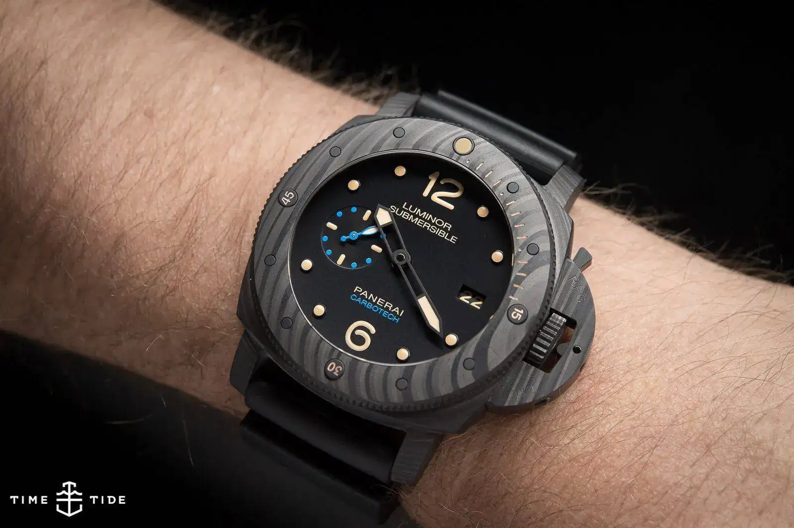 KD_Panerai_Carbotech007.webp