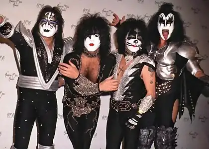 kiss-bogota.webp