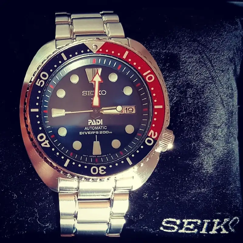 ko-Prospex-SRPA21-Turtle-PADI-Cal-4-R36-Auto-200-M.webp