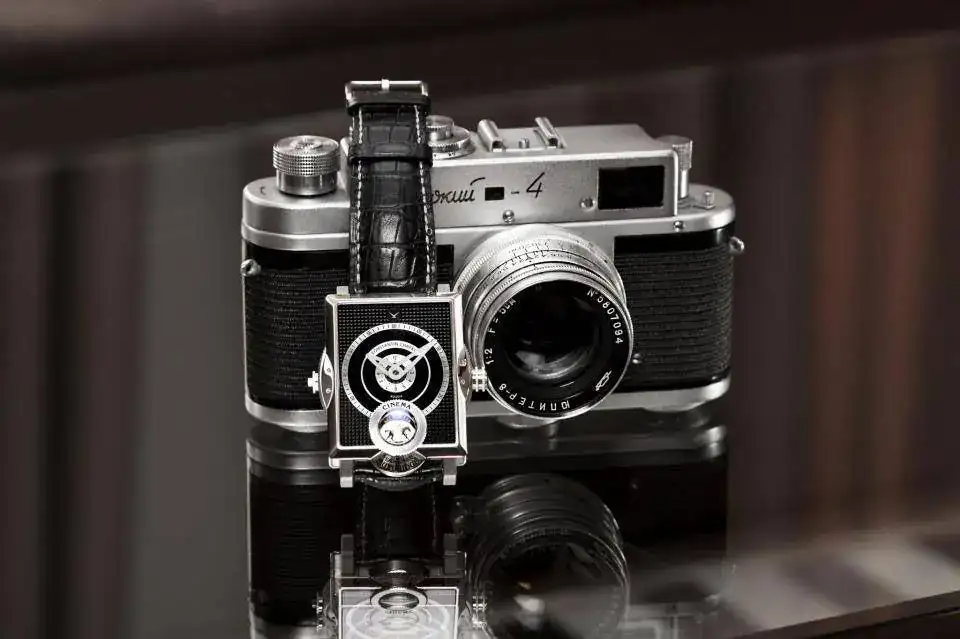 konstantin-chaykin-cinema-watch-03.webp