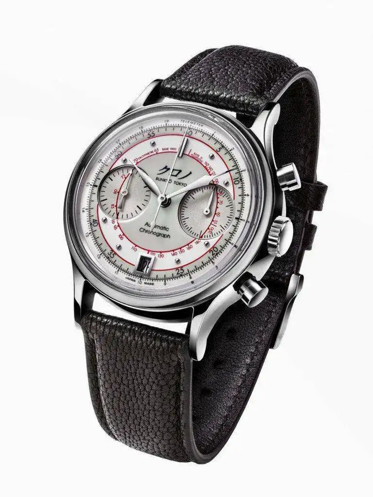 Kurono-Tokyo-Chronograph-II-White-Shiro-5-768x1024.webp