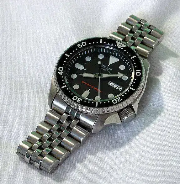 SEIKO DIVERS SCUBA 200M AUTOMATIC SKX007K o SEIKO MONSTER NEGRO