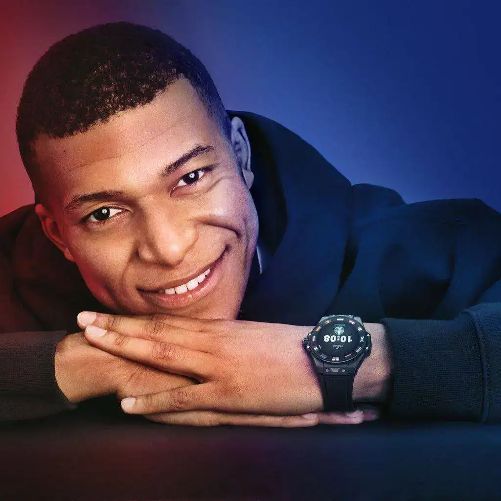 Kylian-Mbappe%25CC%2581-wearing-the-Hublot-Big-Bang-e-UEFA-EURO-2020-(2).webp