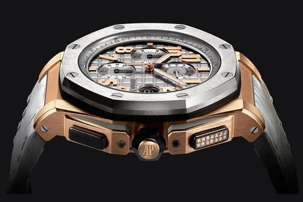 l-oak-offshore-chronograph-lebron-james-3-1024x682.webp