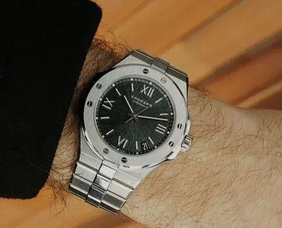L1100099.webp