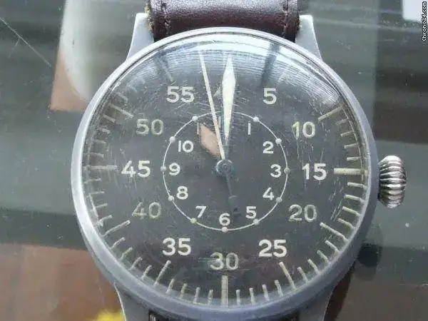 laco-b-uhr-beobachtungs-uhr-1943-original-1577281f.webp