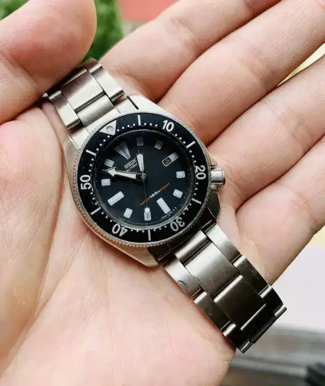 ladies_seiko_scuba_diver_42050_1615785482_1019ff23_progressive.webp