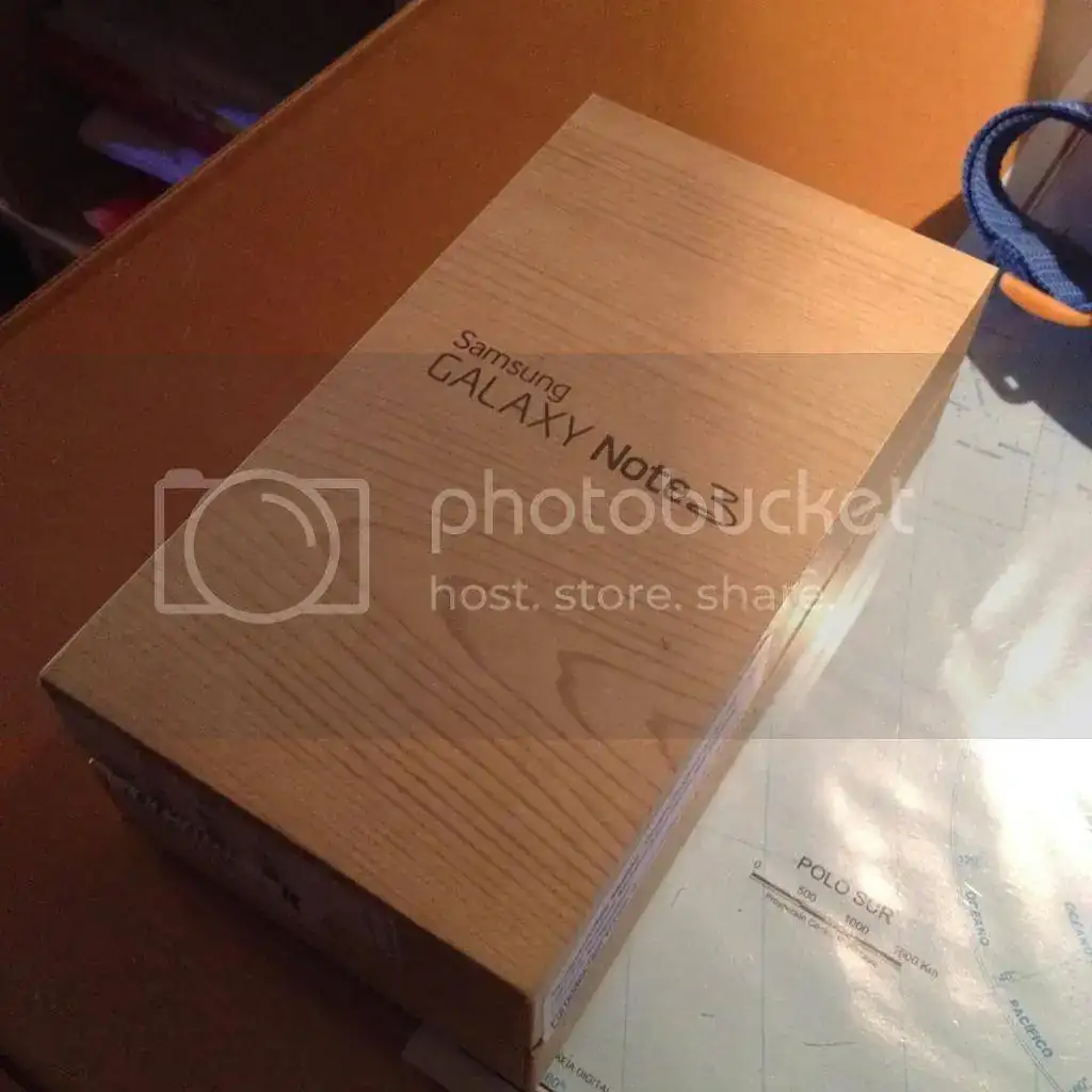 lafoto3_zpsf241765e.webp