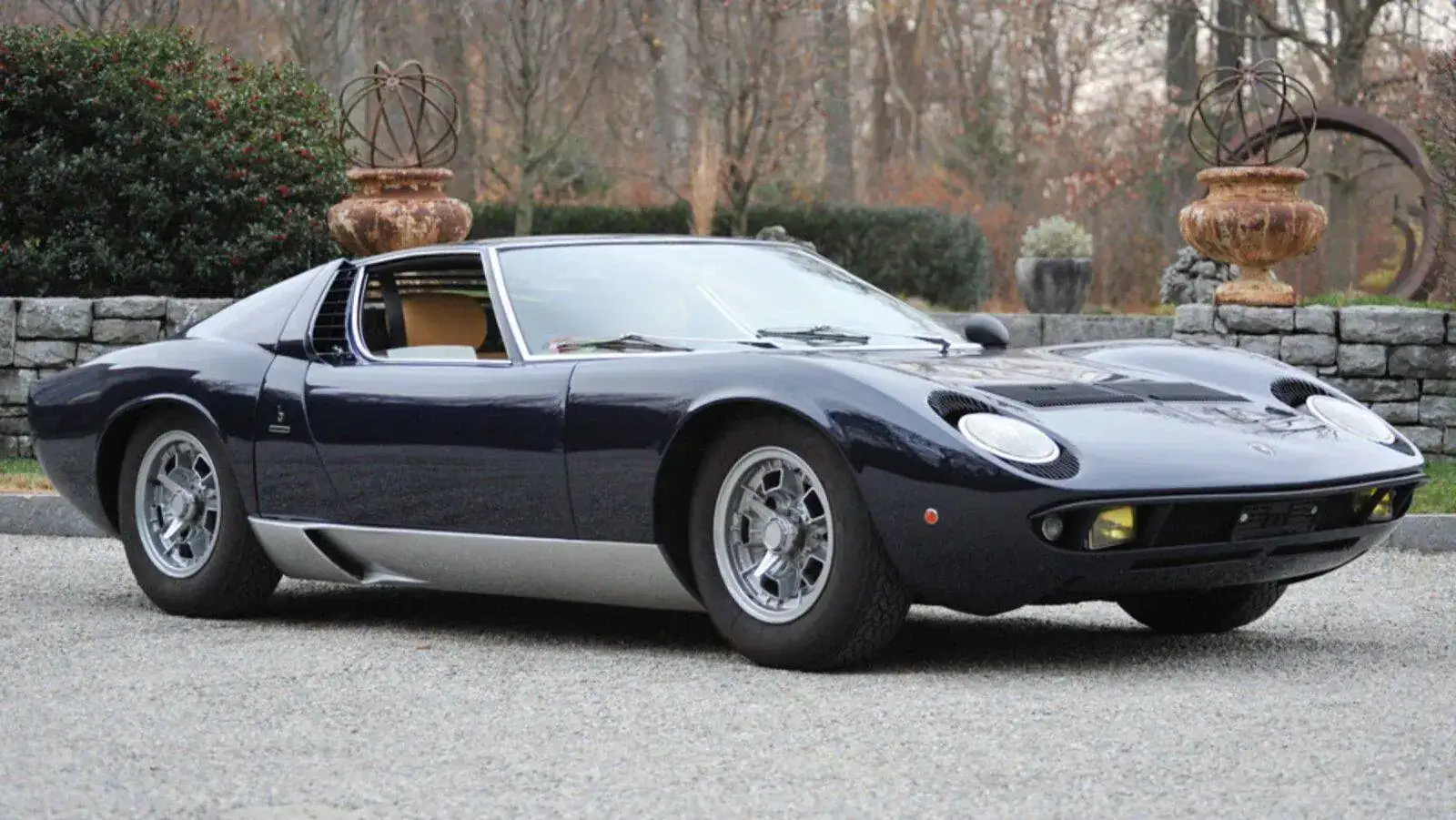lamborghini-miura-de-1968-1.webp