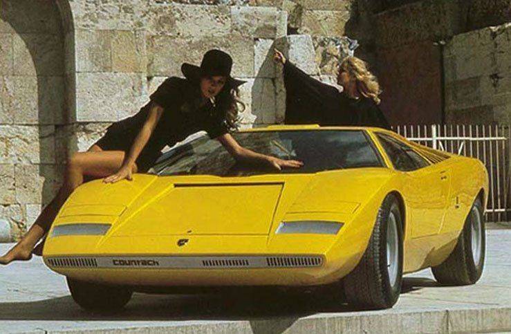 Lamborghini_Countach_Prototype_LP500.jpg
