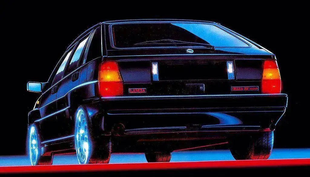 Lancia-Delta-HF-Integrale_003.webp