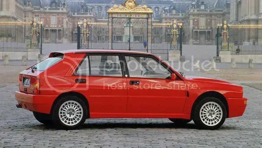 lancia_delta_hf_integrale_evo_ii_5.webp