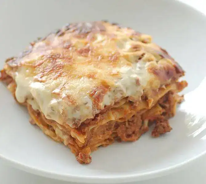 Lasagne-bolonesa.webp