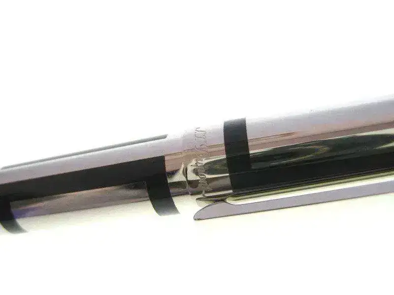 lassic-Fountain-Pen-Ch.-Lacquer-&-Platinum-41329-8.webp