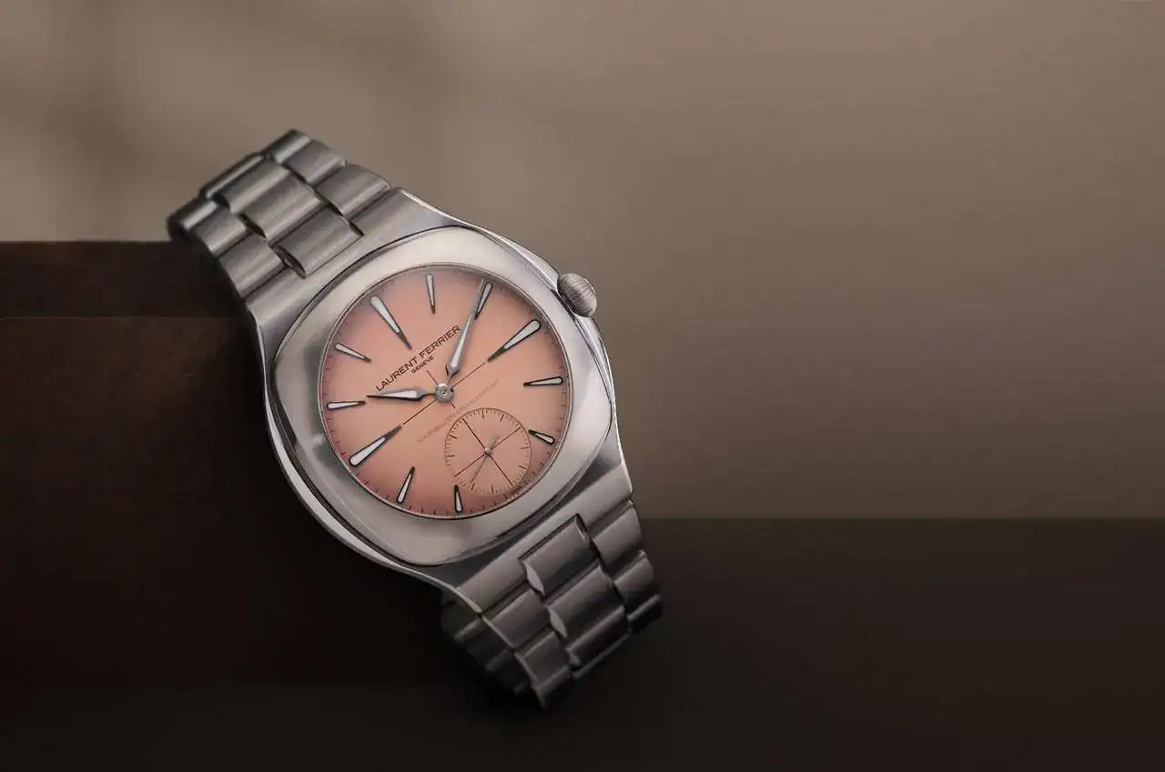 Laurent-Ferrier_Grand-Sport-Tourbillon-Pursuit_Titanium-3.webp