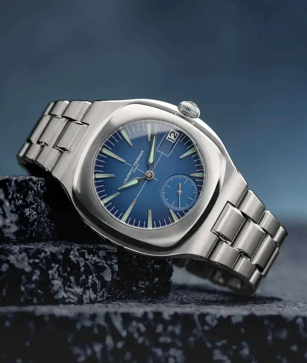 Laurent-Ferrier_Sport-Auto-Blue_Watch_LCF040.TI.C1GC5_Front-Lifestyle_1000x.webp