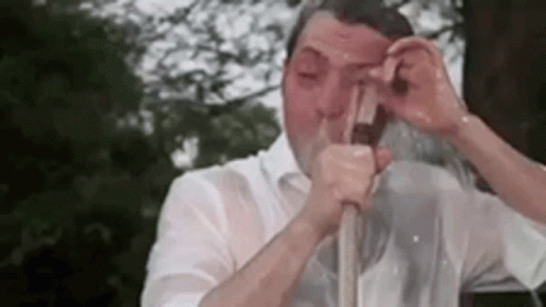 lavar-ojos.gif