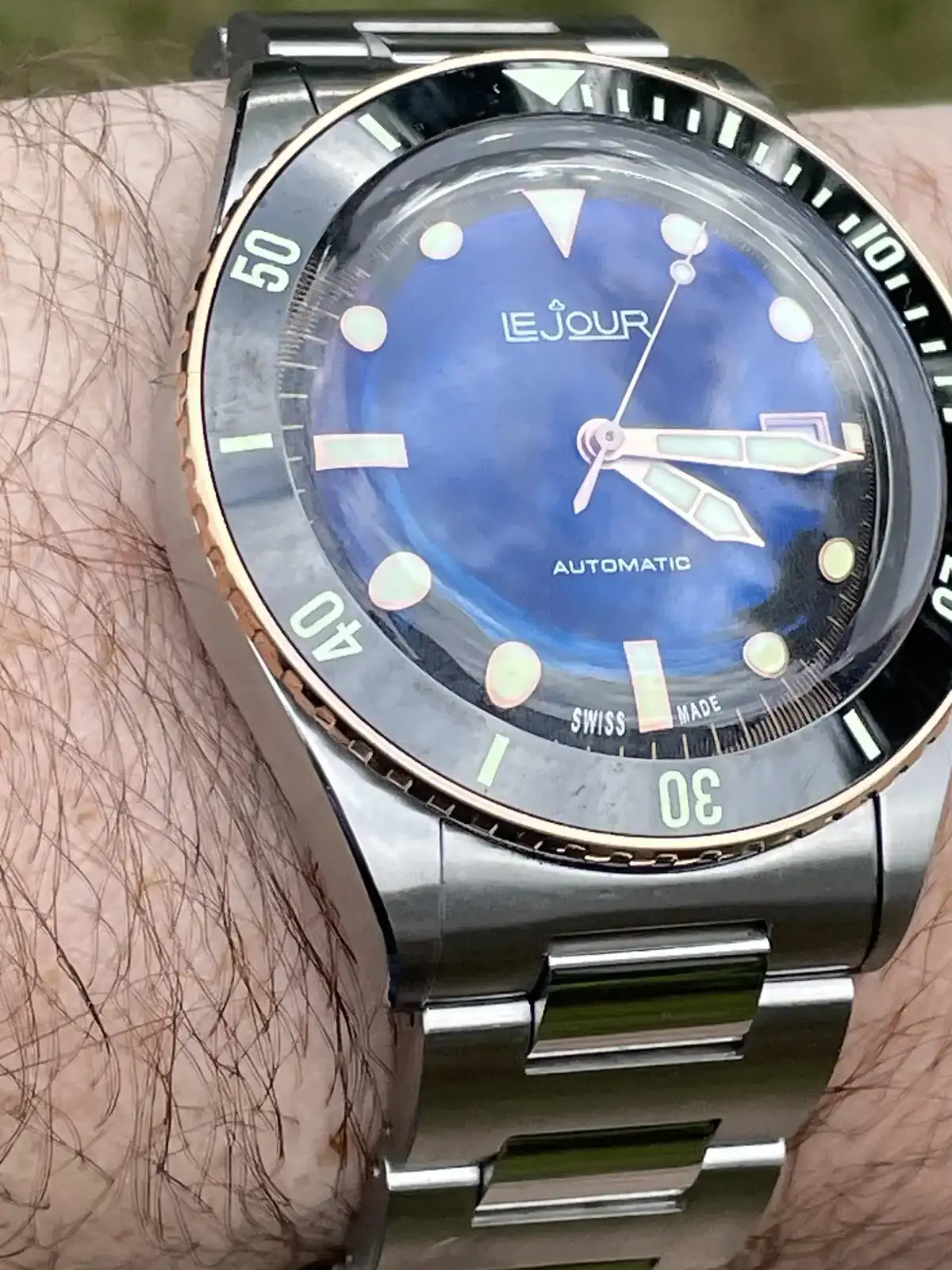 le-jour-seacolt-really-nice-diver-for-a-reasonable-price-v0-kyg535yq7pob1.webp