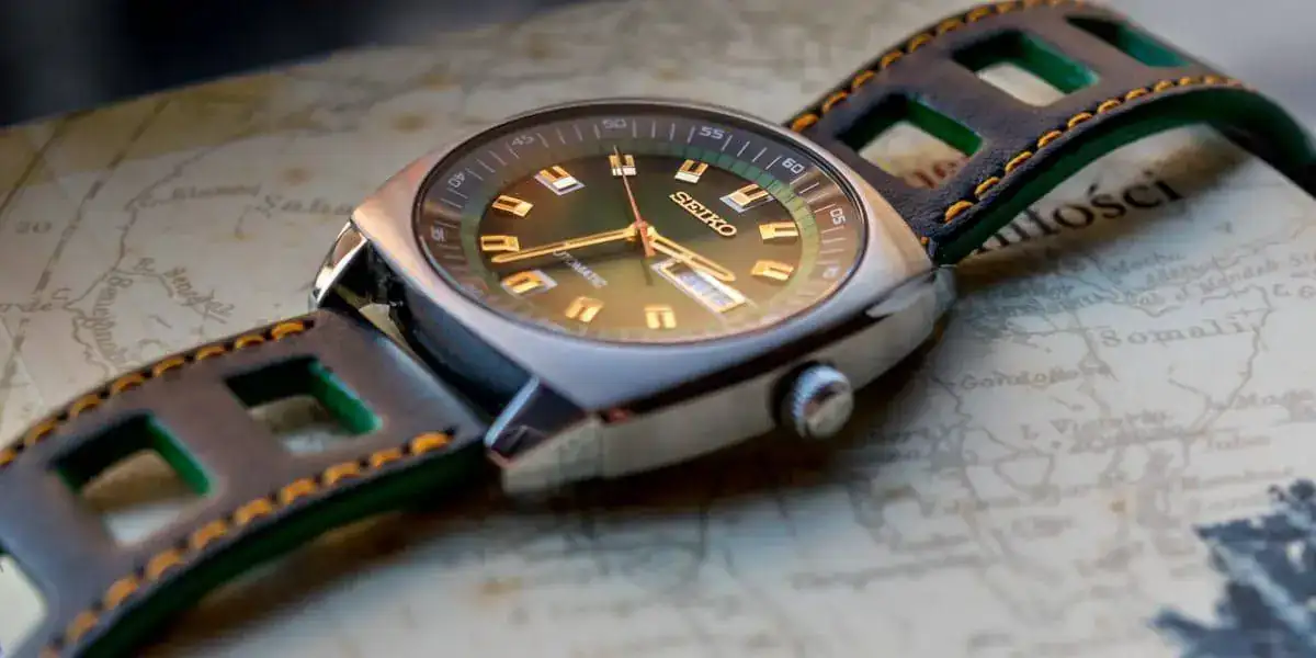 Leather-watch-strap-Seiko-SNKM97-Recraft-rectangular-holes.webp