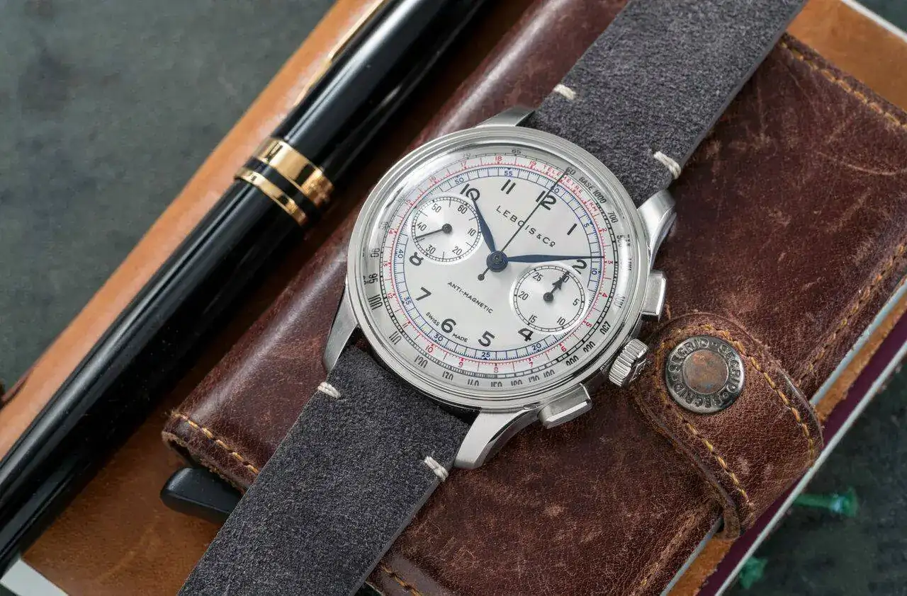 Lebois-Co-Heritage-Chronograph-324.497-prototype-28.webp