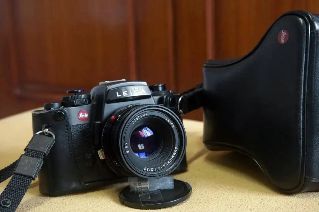 LEICA R5-SUMMICRON 50MM-F2.webp