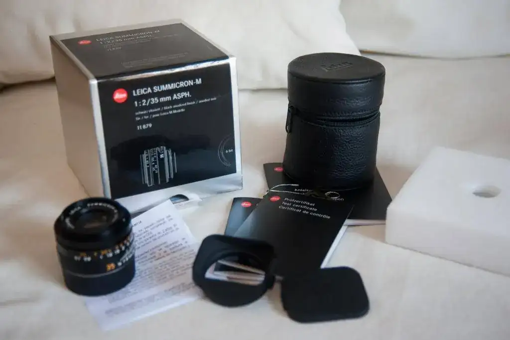 LEICA-SUMMICRON-6BIT-35MM-F.webp