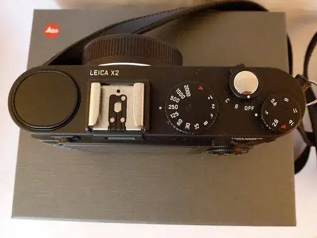 LEICA_04.webp