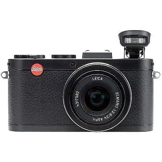 LEICA_06.webp