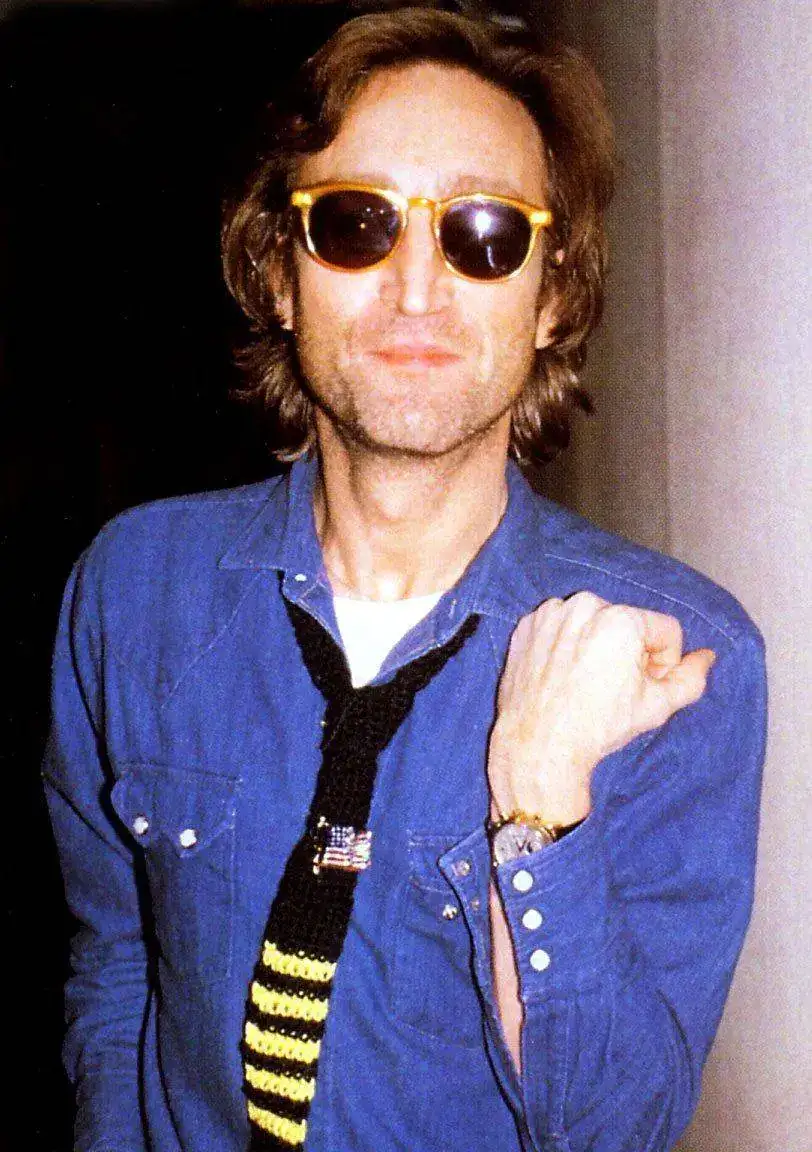 Lennon-1980-40th-Birthday-Patek-Philippe-Moonphase.webp