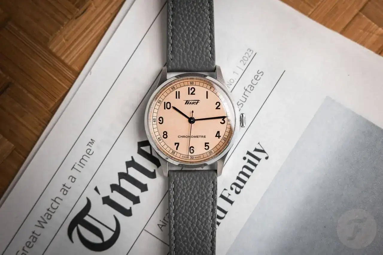 Lex-and-The-Tissot-Heritage-1938-Chronometre-6.webp