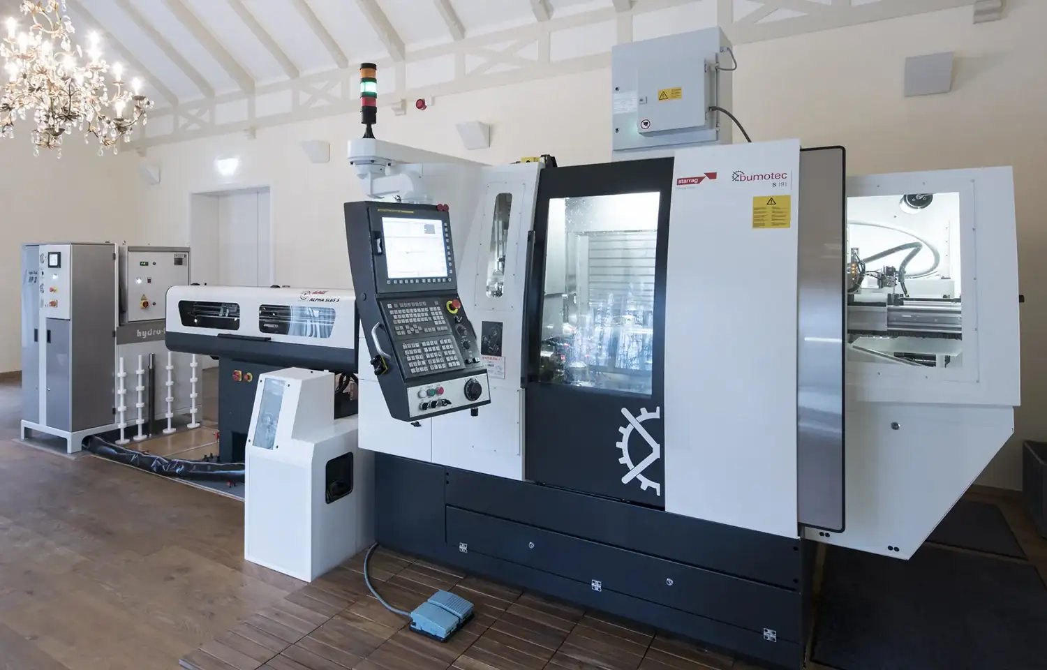 LH_Bildergalerie_CNC-Bumotec.webp