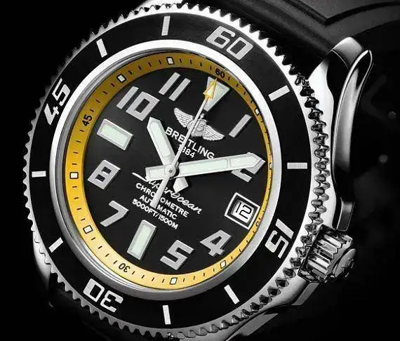 ling-superocean-ii-wrist-shots-superocean-2-yellow.webp