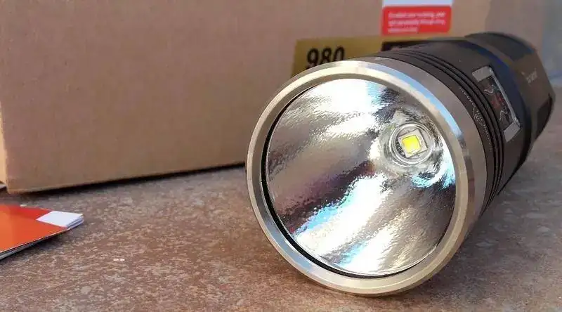 LINTERNA-LED-21.webp