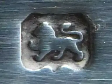 lionpassant.webp