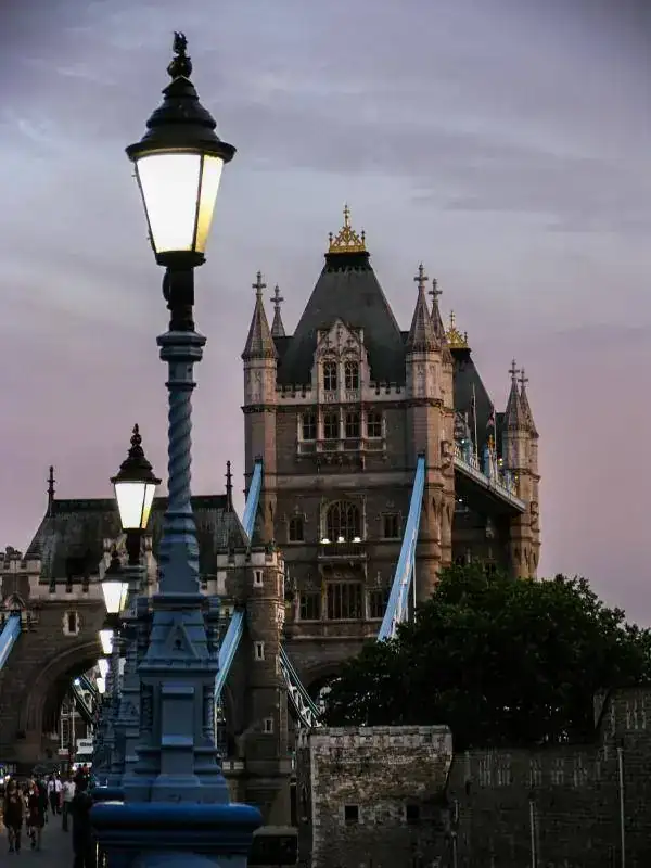 London 2.webp