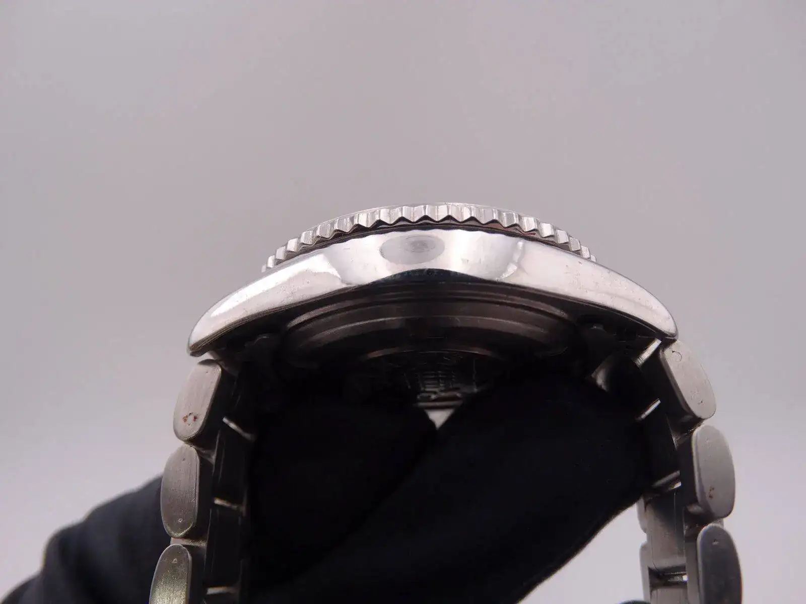 Longines Admiral 200m 02272.JPG