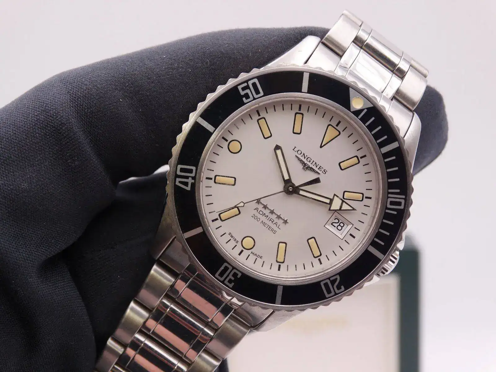 Longines Admiral 200m 02287.JPG