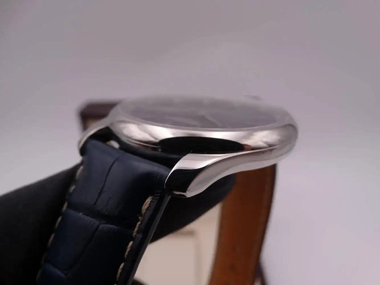 longines automatic blue 3800.webp