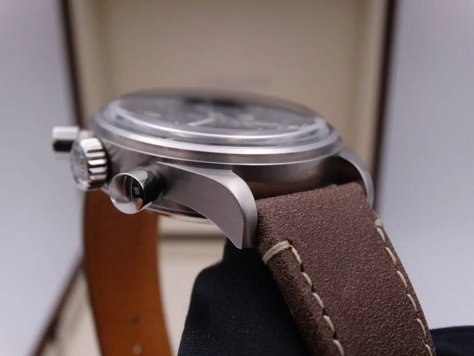 Longines Avigation BigEye Chronograph 04543.webp